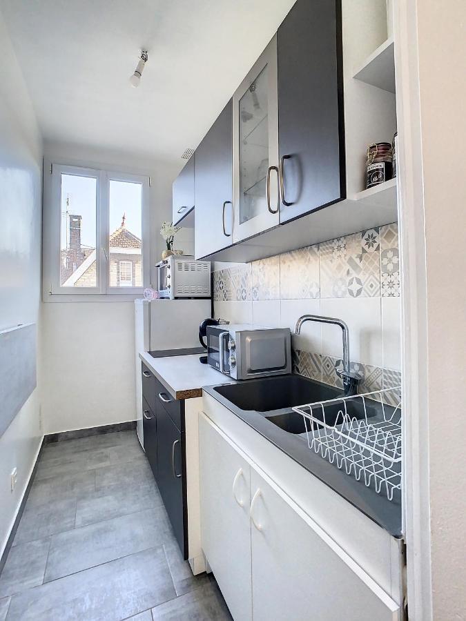 Ferienwohnung Joli Studio Meuble Tout Equipe Hyper Centre Wifi Troyes Exterior foto