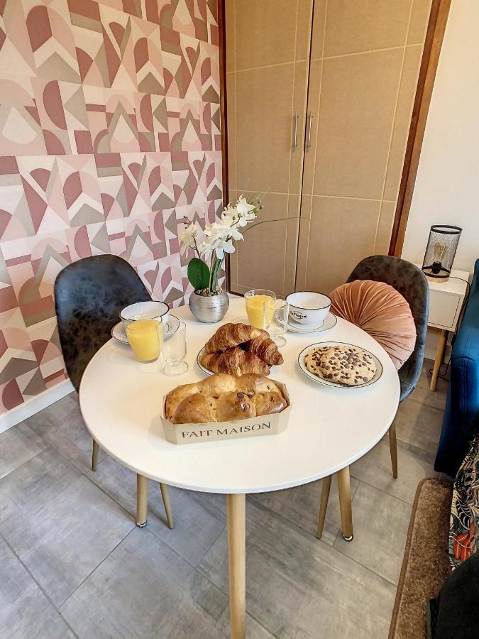 Ferienwohnung Joli Studio Meuble Tout Equipe Hyper Centre Wifi Troyes Exterior foto